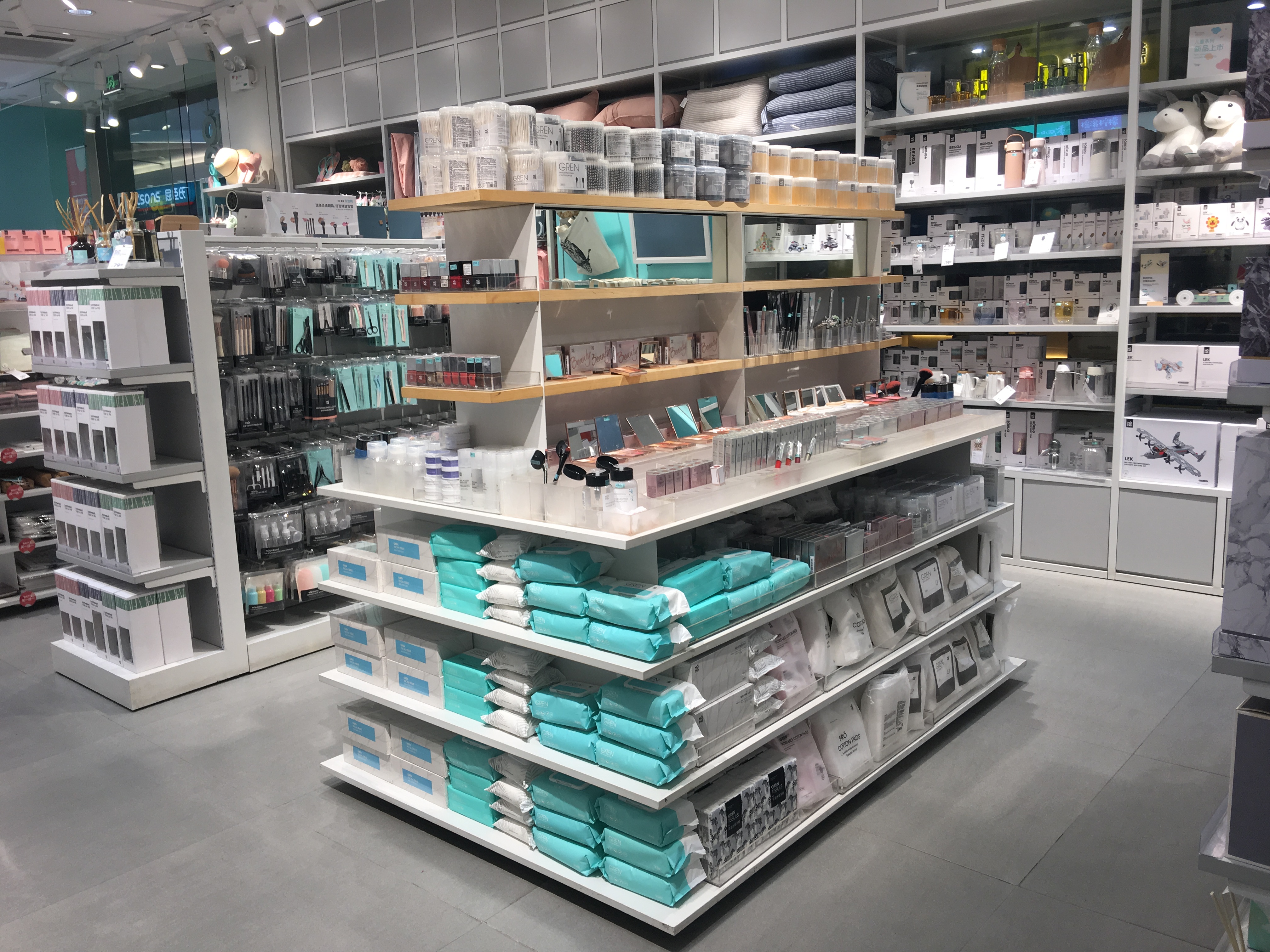 黑龍江大唐展示架,精品店貨架,精品貨架展柜