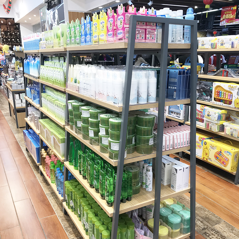 實體店貨架